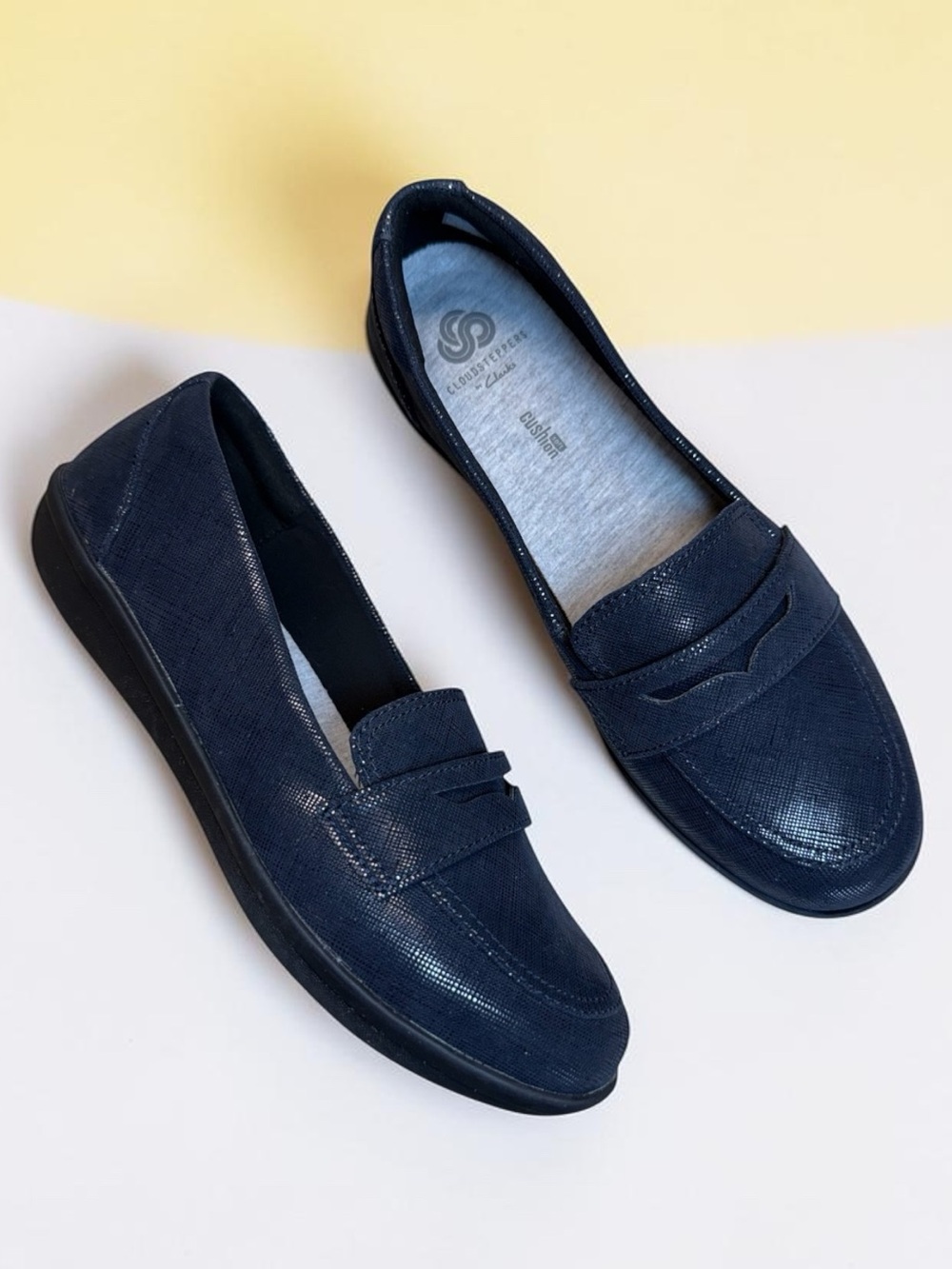 Cloudsteppers by Clarks Navy Blue Slip-On Loafers Women’s Comfy Shoes - Size 8 W